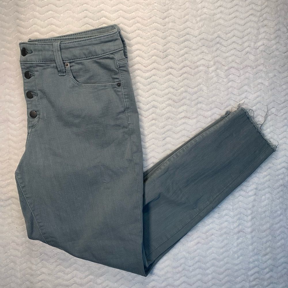 Universal Threads blue high rise skinny jeans size 10R